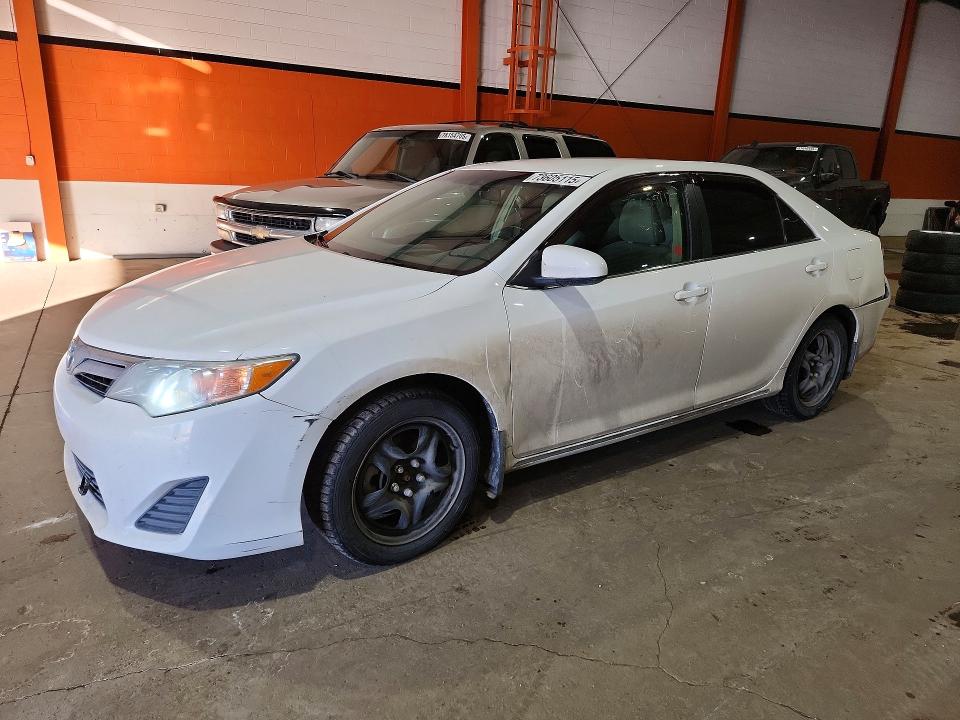 2012 Toyota Camry მანქანა იყიდება აუქციონზე, vin: 4T1BF1FK1CU586674, აუქციონის ნომერი: 73605115