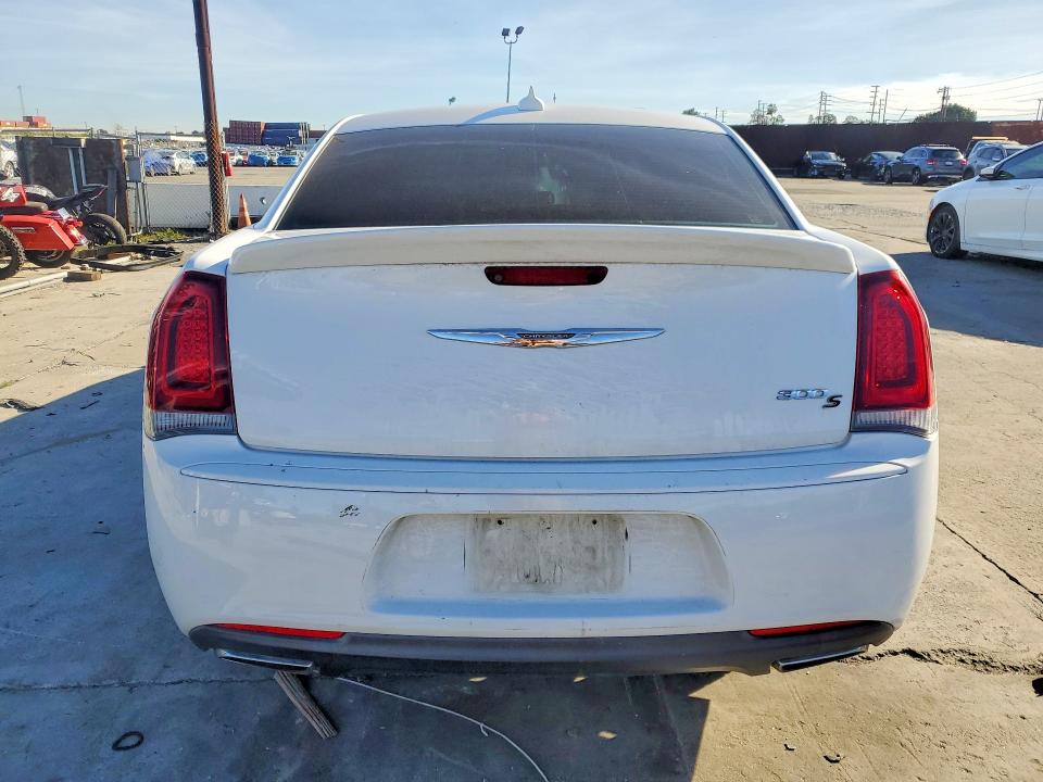 2017 Chrysler 300 მანქანა იყიდება აუქციონზე, vin: 2C3CCABG8HH616092, აუქციონის ნომერი: 78666485