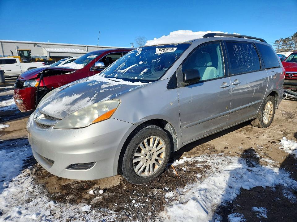 Aukcja sprzedaży 2010 Toyota Sienna, vin: 5TDJK4CC0AS028200, numer aukcji: 75250285