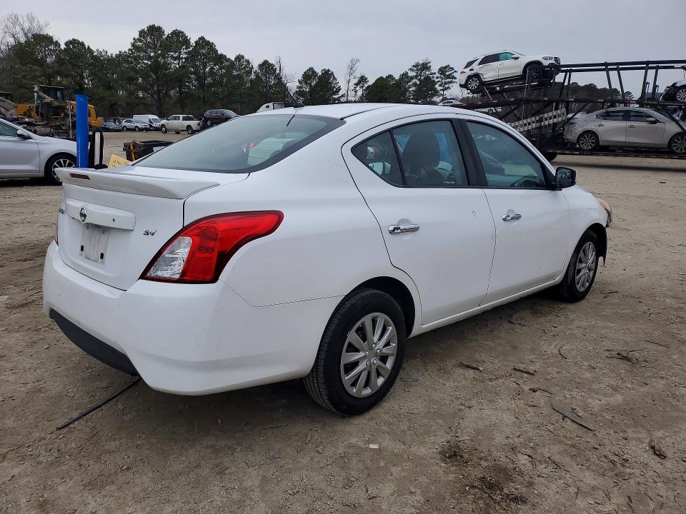 Продаж на аукціоні авто 2018 Nissan Versa, vin: 3N1CN7APXJL877573, номер лоту: 78042745