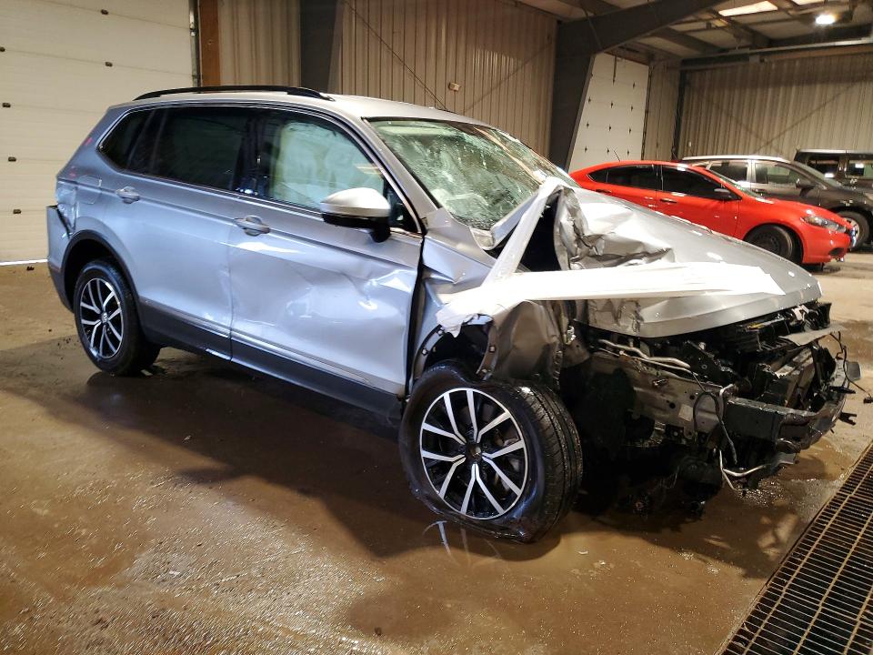 78992505 :رقم المزاد ، 3VV2B7AX0MM118691 vin ، 2021 Volkswagen Tiguan مزاد بيع