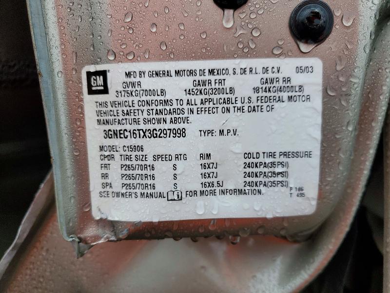 77121695 :رقم المزاد ، 3GNEC16TX3G297998 vin ، 2003 Chevrolet Suburban مزاد بيع