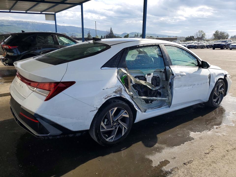76997225 :رقم المزاد ، KMHLS4DG4SU946843 vin ، 2025 Hyundai Elantra مزاد بيع