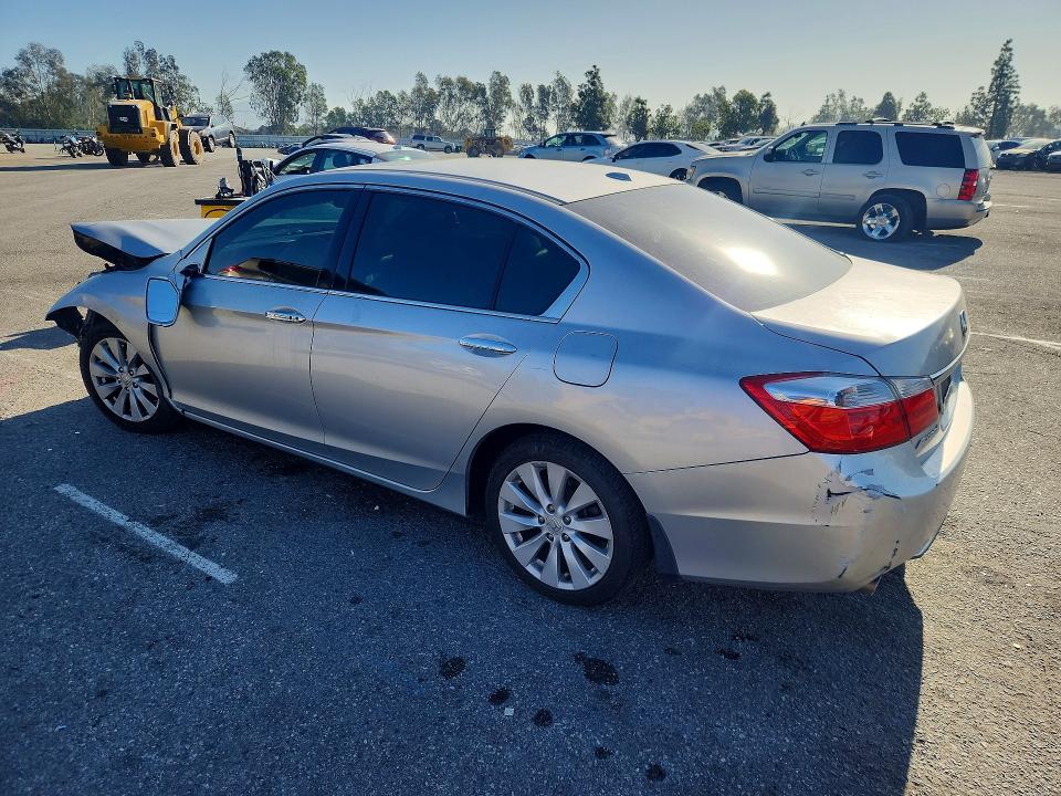 Продажа на аукционе авто 2014 Honda Accord, vin: 1HGCR3F8XEA011088, номер лота: 75693305