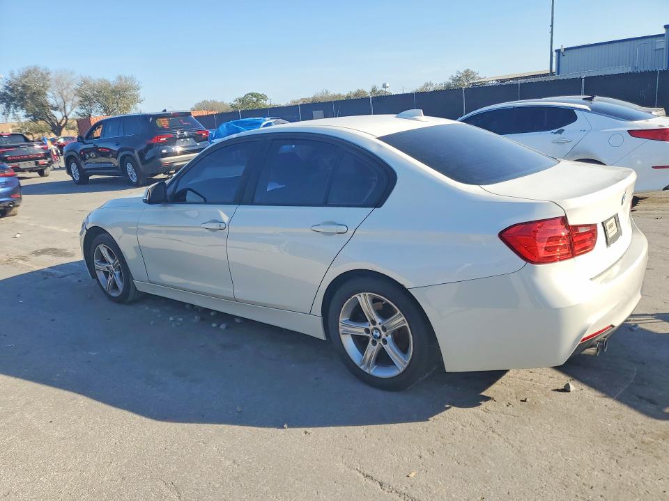 76828095 :رقم المزاد ، WBA3A5G50CNN65782 vin ، 2012 Bmw 328 I مزاد بيع