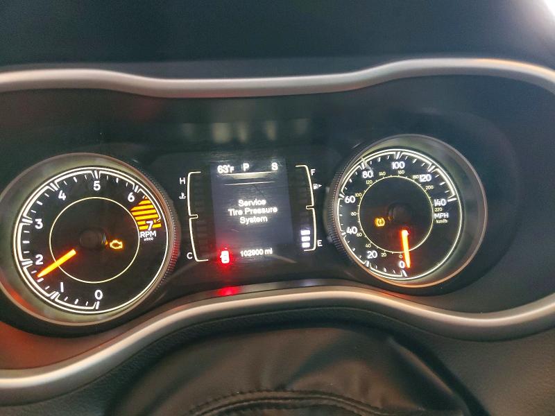 77406795 :رقم المزاد ، 1C4PJMLB1JD599470 vin ، 2018 Jeep Cherokee مزاد بيع