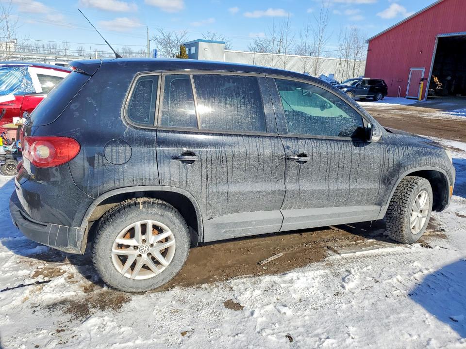 76933325 :رقم المزاد ، WVGBV7AX6BW511657 vin ، 2011 Volkswagen Tiguan مزاد بيع