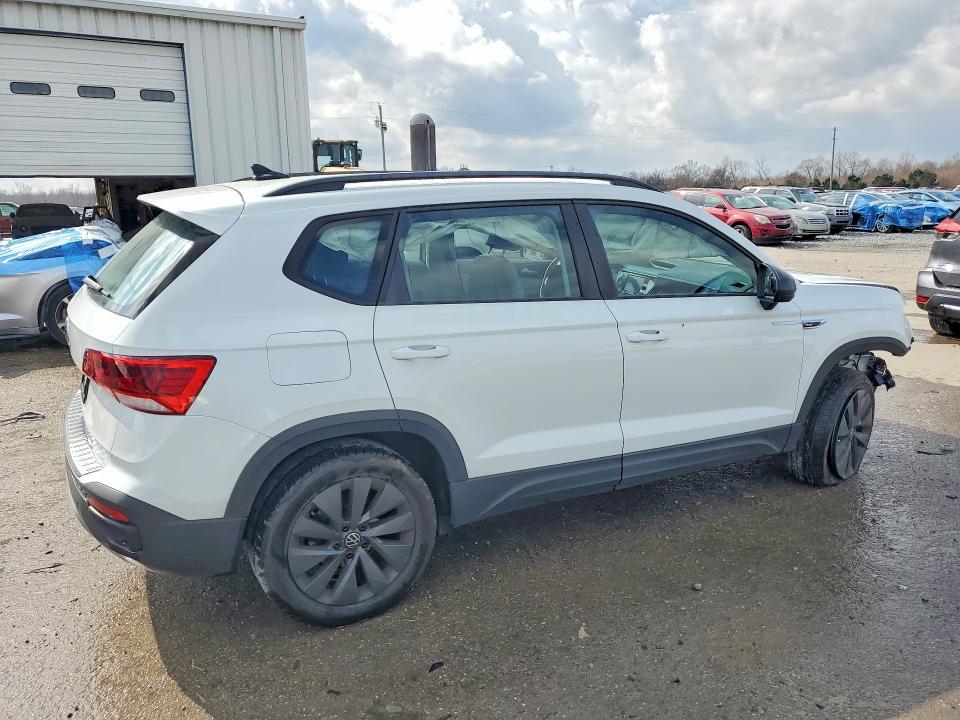 2024 Volkswagen Taos მანქანა იყიდება აუქციონზე, vin: 3VV5X7B22RM085315, აუქციონის ნომერი: 77779035