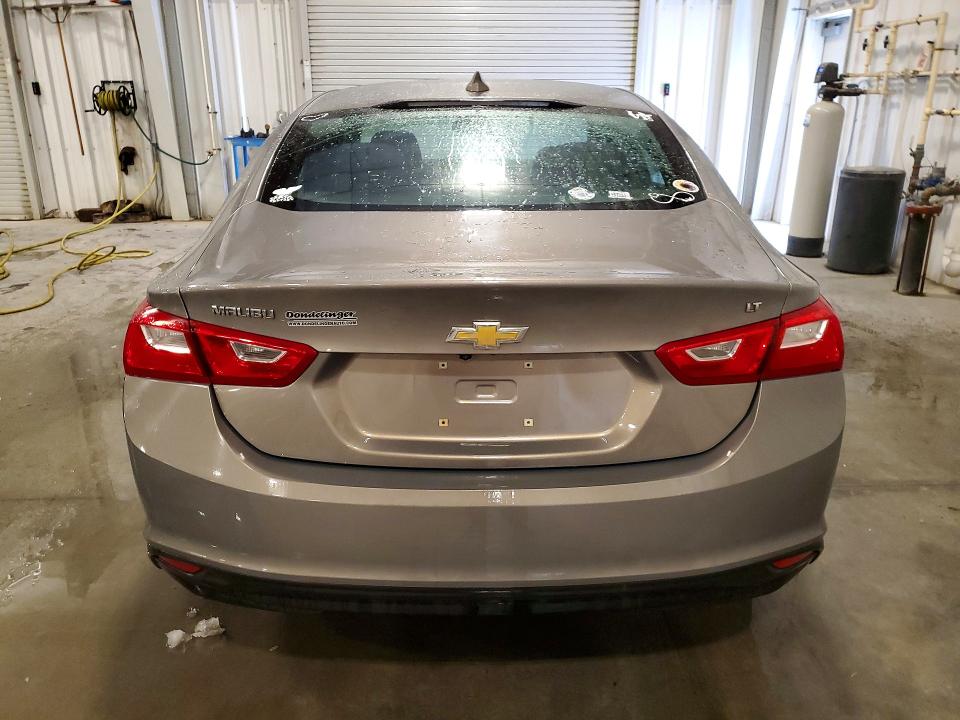 76484505 :رقم المزاد ، 1G1ZD5ST5JF120819 vin ، 2018 Chevrolet Malibu مزاد بيع