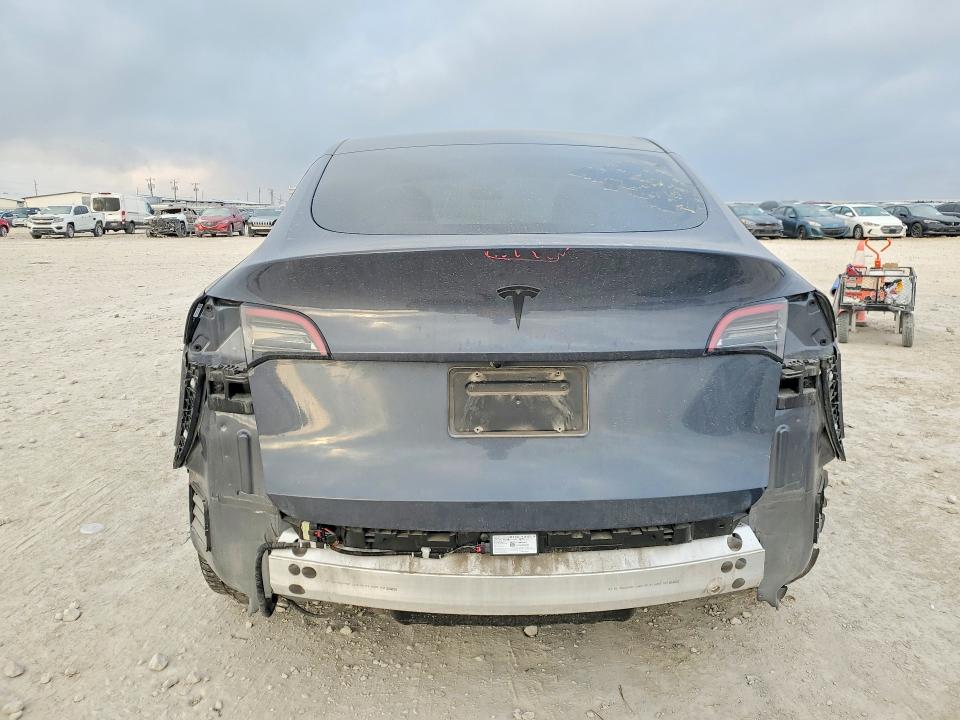 77333015 :رقم المزاد ، 7SAYGDEDXPF950088 vin ، 2023 Tesla Model Y مزاد بيع