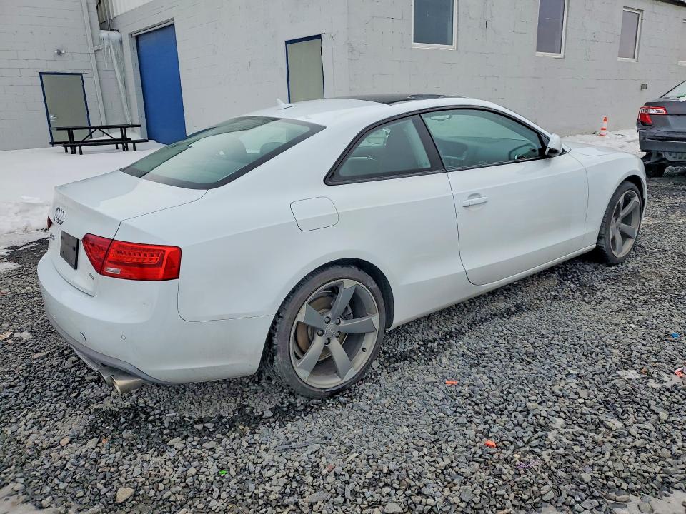 Продаж на аукціоні авто 2014 Audi A5 Premium, vin: WAULFAFR2EA033037, номер лоту: 76624665