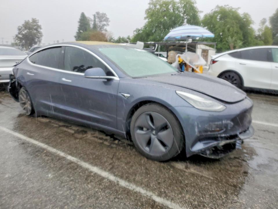 2020 Tesla Model 3 მანქანა იყიდება აუქციონზე, vin: 5YJ3E1EA5LF799186, აუქციონის ნომერი: 77410645