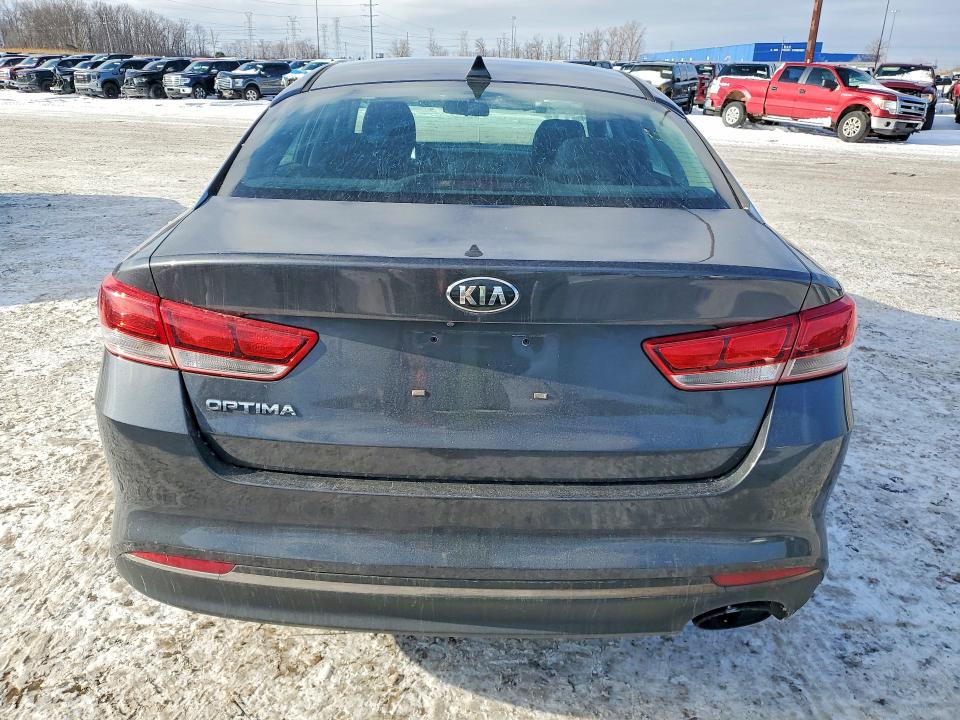 2017 Kia Optima Lx მანქანა იყიდება აუქციონზე, vin: 5XXGT4L30HG131202, აუქციონის ნომერი: 75938655
