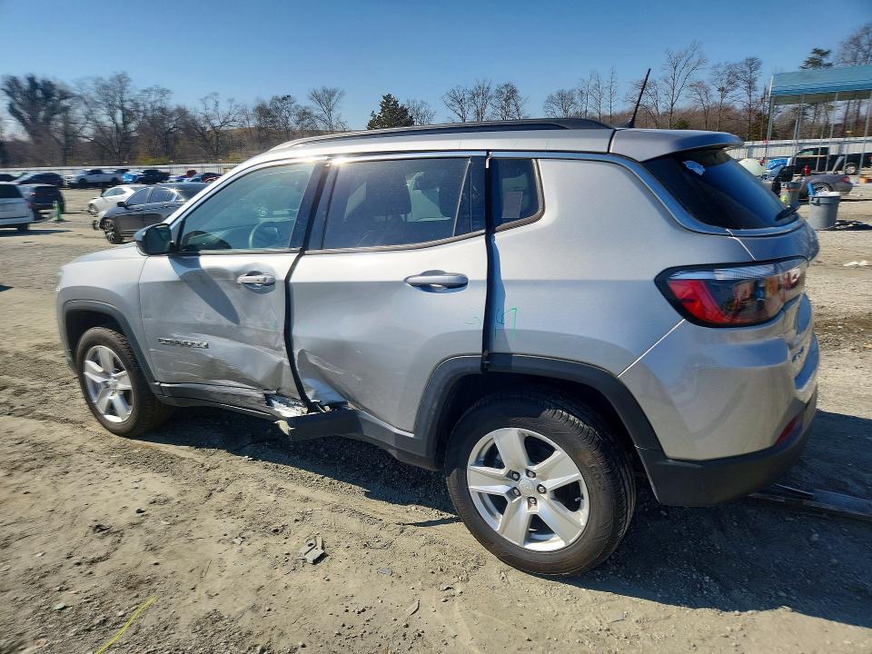 76691255 :رقم المزاد ، 3C4NJDBBXNT118754 vin ، 2022 Jeep Compass مزاد بيع