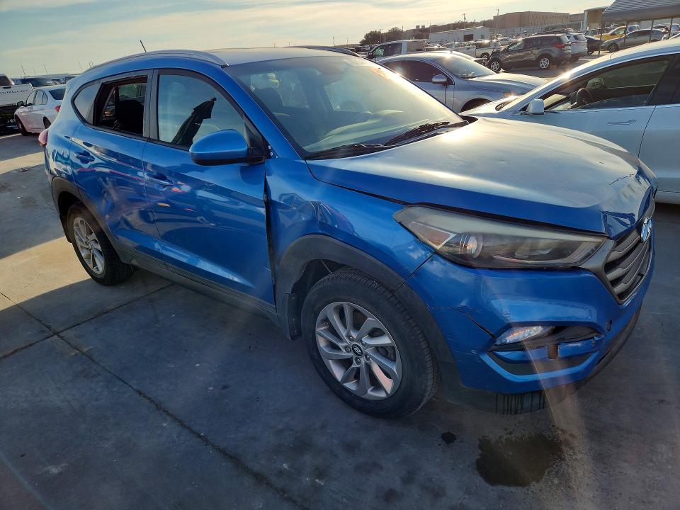 78164705 :رقم المزاد ، KM8J33A40GU129059 vin ، 2016 Hyundai Tucson مزاد بيع