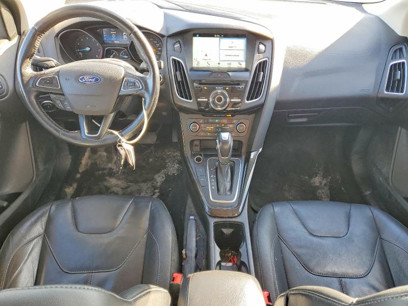 Продажа на аукционе авто 2016 Ford Focus, vin: 1FADP3J25GL292015, номер лота: 77921315