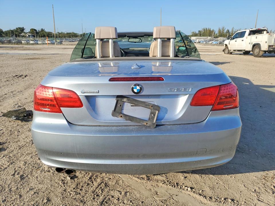 Продаж на аукціоні авто 2011 Bmw 328, vin: WBADW7C57BE439991, номер лоту: 77484275