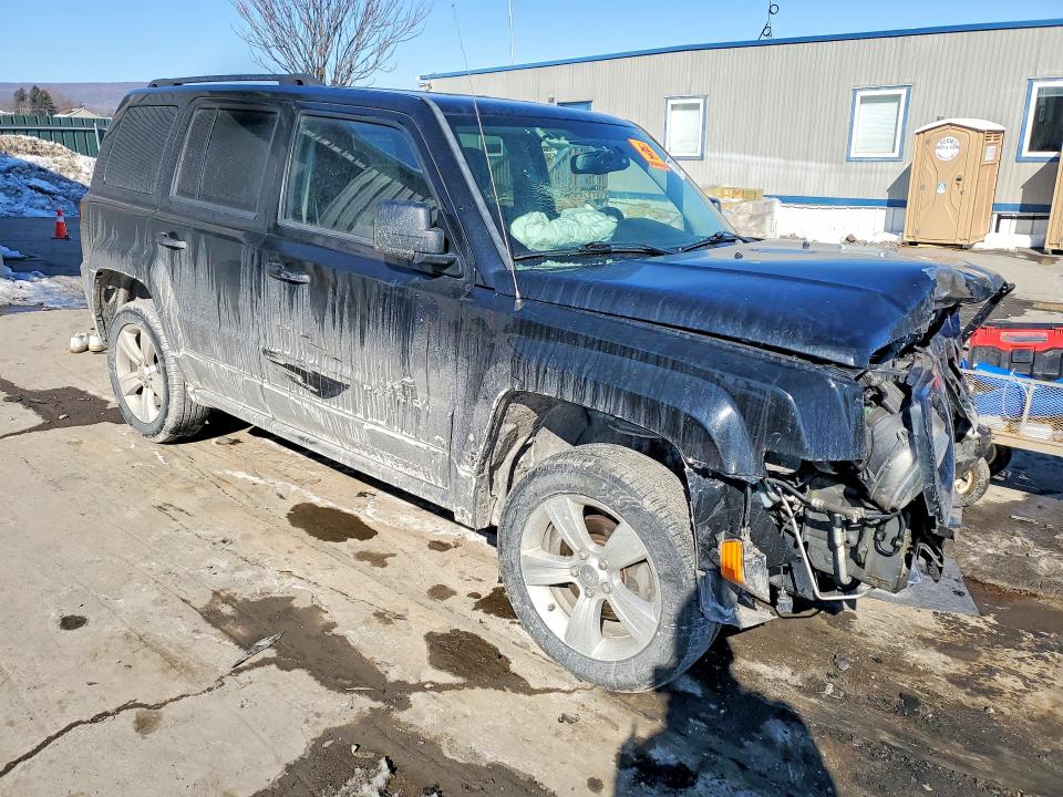 77016215 :رقم المزاد ، 1C4NJRFB4GD581103 vin ، 2016 Jeep Patriot مزاد بيع