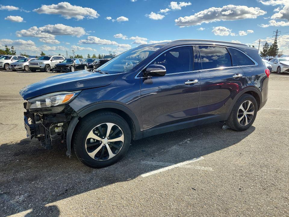 Продаж на аукціоні авто 2017 Kia Sorento, vin: 5XYPH4A17HG188687, номер лоту: 77554355