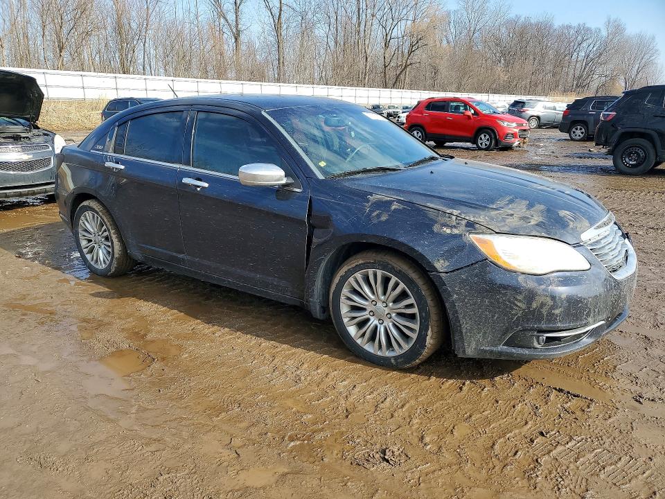 2012 Chrysler 200 მანქანა იყიდება აუქციონზე, vin: 1C3CCBCG0CN326790, აუქციონის ნომერი: 77727035