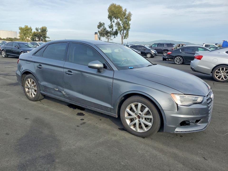Продаж на аукціоні авто 2015 Audi A3, vin: WAUACGFF5F1032121, номер лоту: 78683545