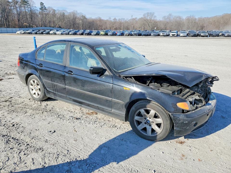 76925655 :رقم المزاد ، WBAET37483NJ32600 vin ، 2003 Bmw 325 مزاد بيع