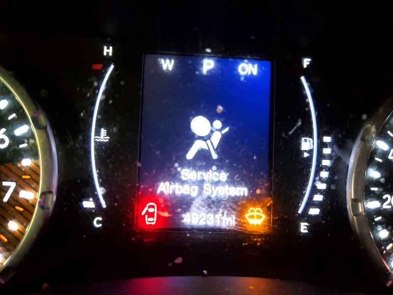 2020 Jeep Renegade მანქანა იყიდება აუქციონზე, vin: ZACNJABB7LPL84510, აუქციონის ნომერი: 75404845