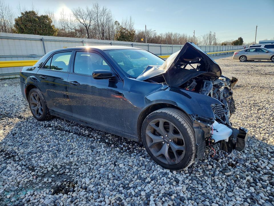 77044315 :رقم المزاد ، 2C3CCAAG3PH707481 vin ، 2023 Chrysler 300 مزاد بيع