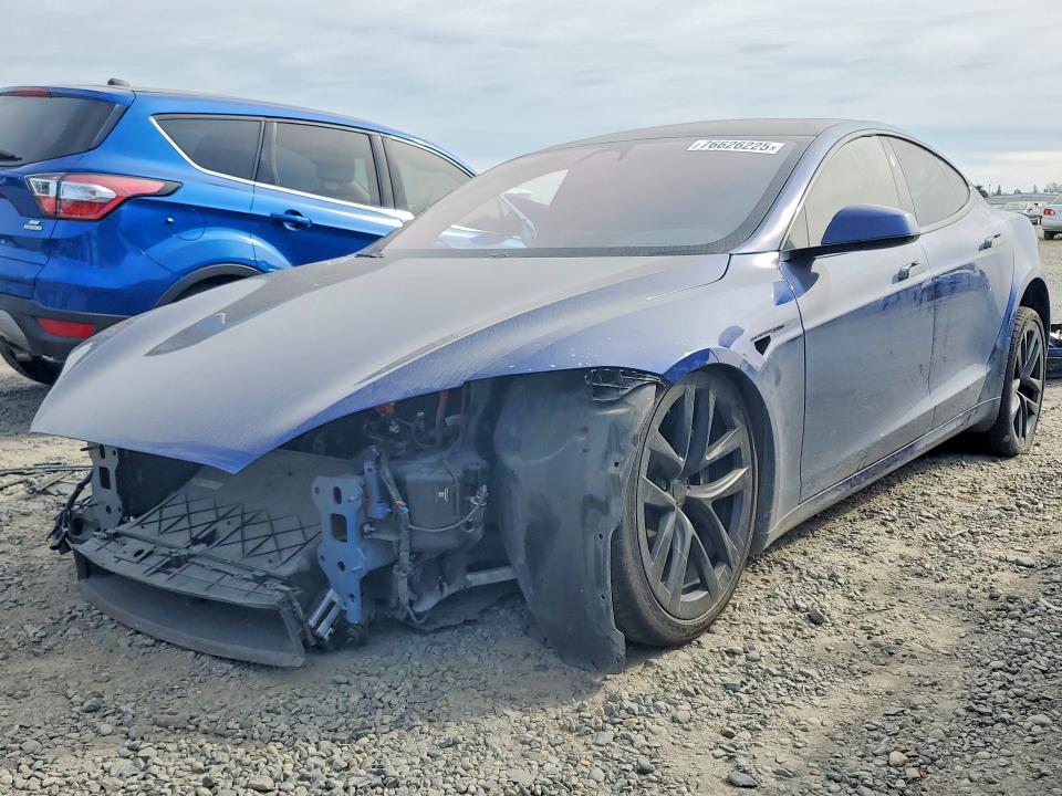76626225 :رقم المزاد ، 5YJSA1E50NF493882 vin ، 2022 Tesla Model S مزاد بيع