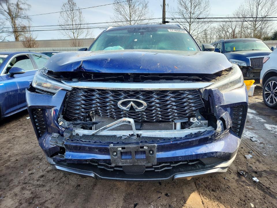77165075 :رقم المزاد ، 5N1DL1FS7NC330999 vin ، 2022 Infiniti Qx60 مزاد بيع