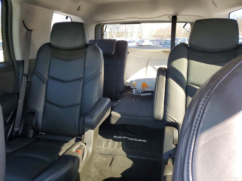 Продажа на аукционе авто 2018 Cadillac Escalade, vin: 1GYS4BKJ4JR214625, номер лота: 74967945