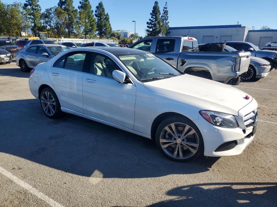 Продаж на аукціоні авто 2015 Mercedes-benz C, vin: 55SWF4KB2FU005174, номер лоту: 75766125