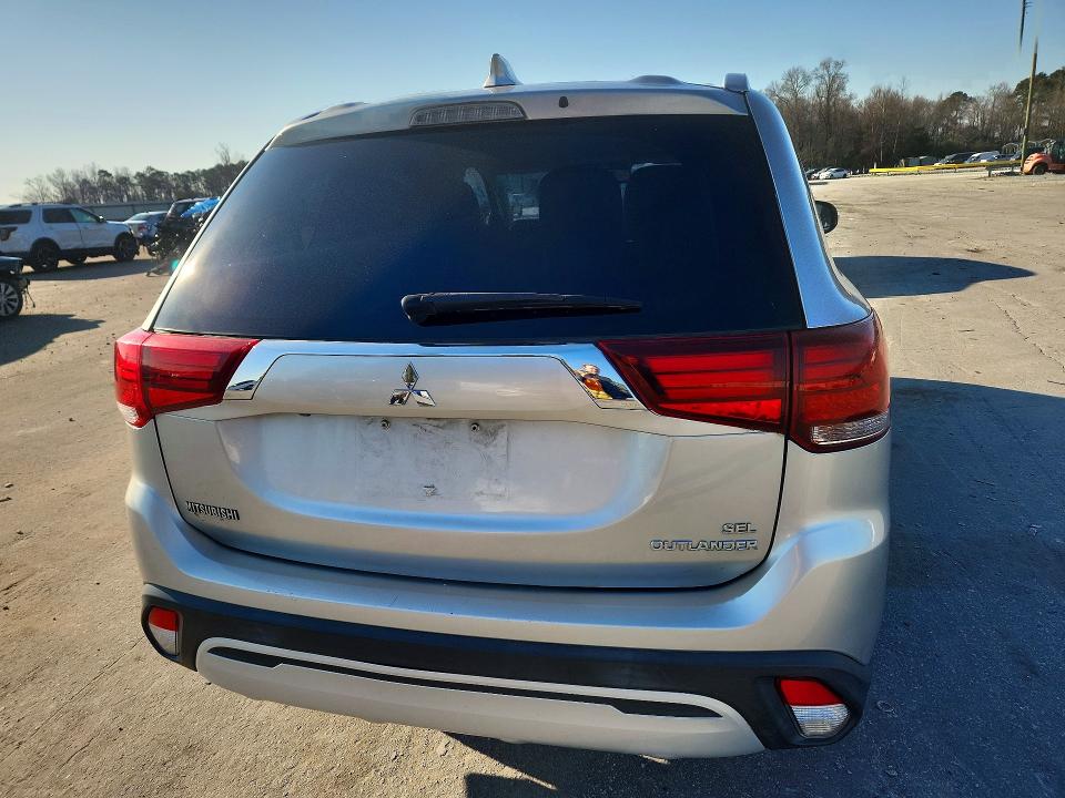 76893895 :رقم المزاد ، JA4AZ3A37KZ014152 vin ، 2019 Mitsubishi Outlander مزاد بيع