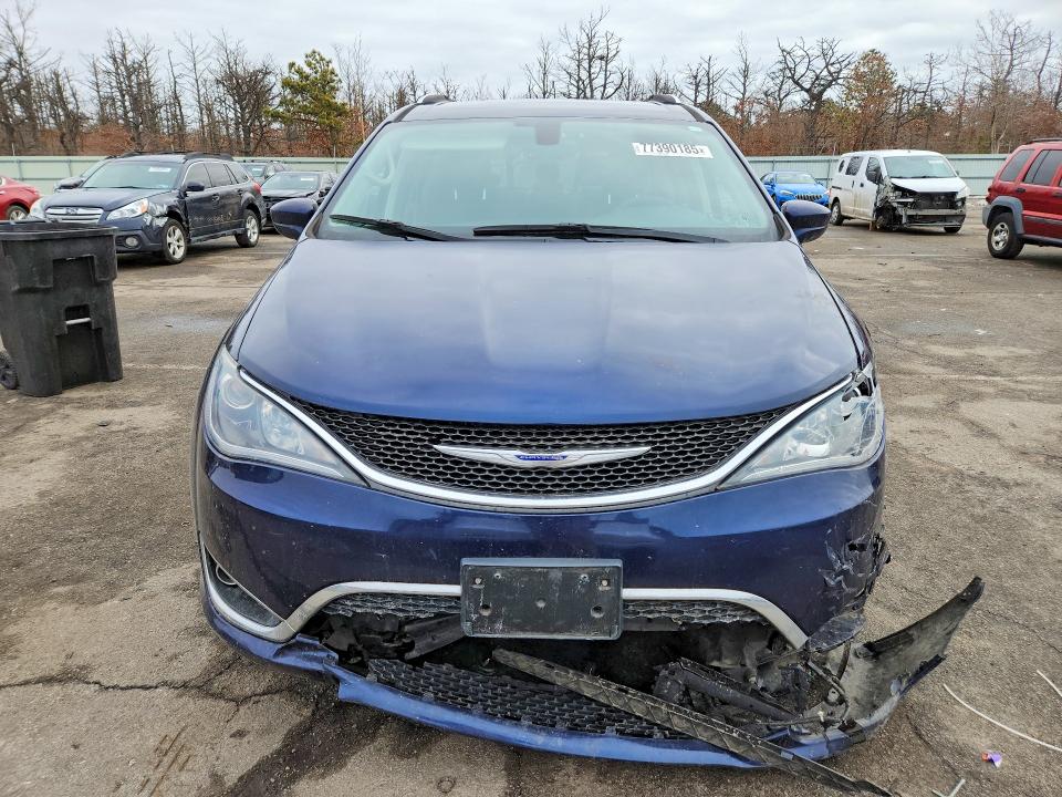 2019 Chrysler Pacifica მანქანა იყიდება აუქციონზე, vin: 2C4RC1BG7KR550559, აუქციონის ნომერი: 77390185