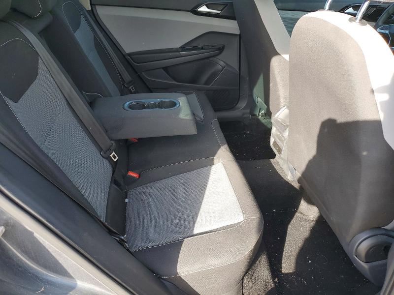 75556415 :رقم المزاد ، 3VVAX7B2XNM046898 vin ، 2022 Volkswagen Taos مزاد بيع