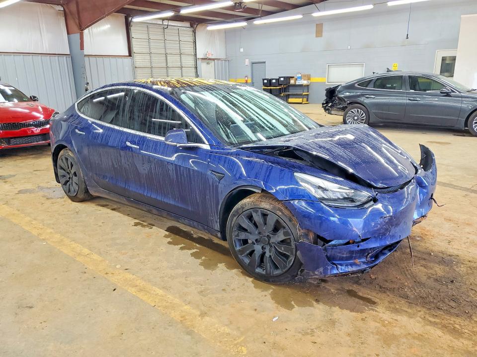 2018 Tesla Model 3 მანქანა იყიდება აუქციონზე, vin: 5YJ3E1EA9JF022880, აუქციონის ნომერი: 77418005