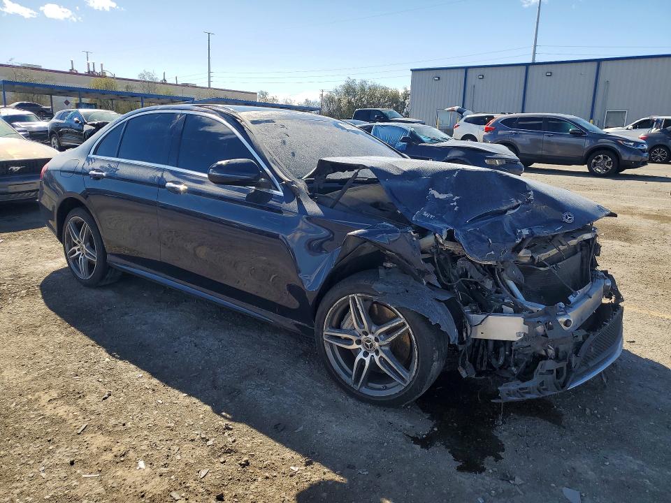 Auction sale of the 2018 Mercedes-benz E, vin: WDDZF4JB9JA360530, lot number: 77979905