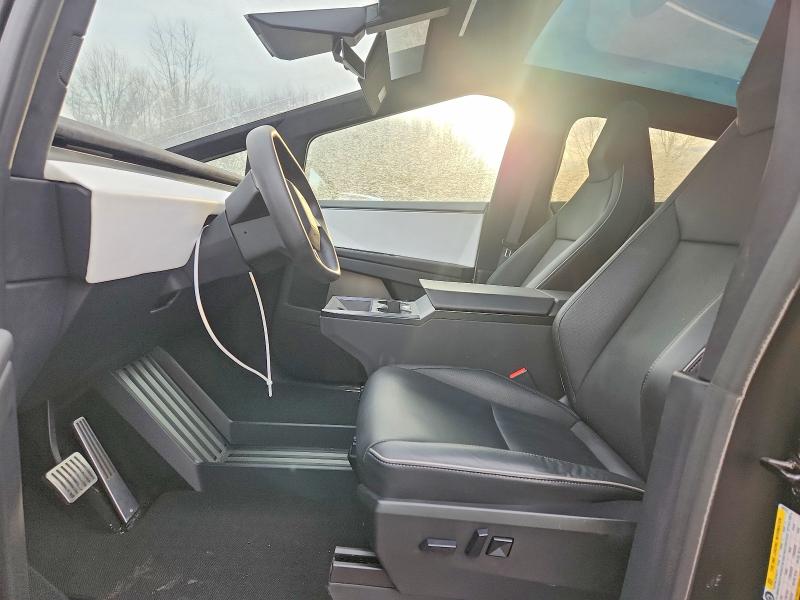79460355 :رقم المزاد ، 7G2CEHEE3RA000245 vin ، 2024 Tesla Cybertruck مزاد بيع