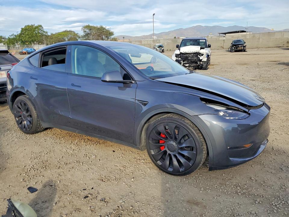 2023 Tesla Model Y მანქანა იყიდება აუქციონზე, vin: 7SAYGDEF1PF604545, აუქციონის ნომერი: 78730015