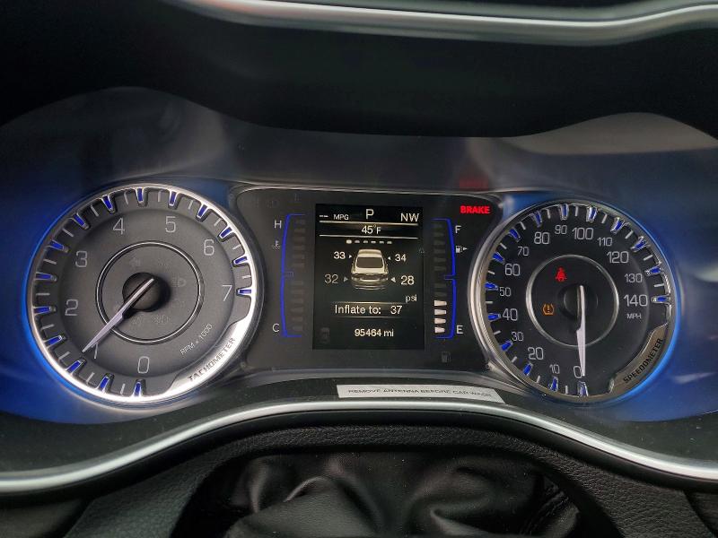 79201535 :رقم المزاد ، 1C3CCCAG0FN734042 vin ، 2015 Chrysler 200 مزاد بيع