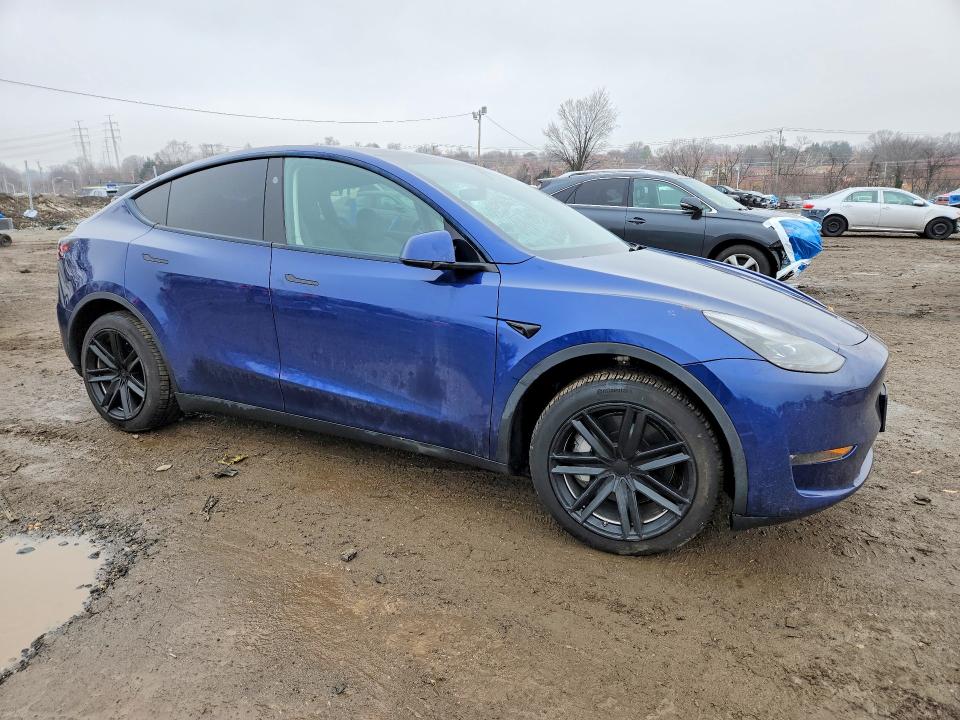 77577855 :رقم المزاد ، 7SAYGDEE9PF826631 vin ، 2023 Tesla Model Y مزاد بيع