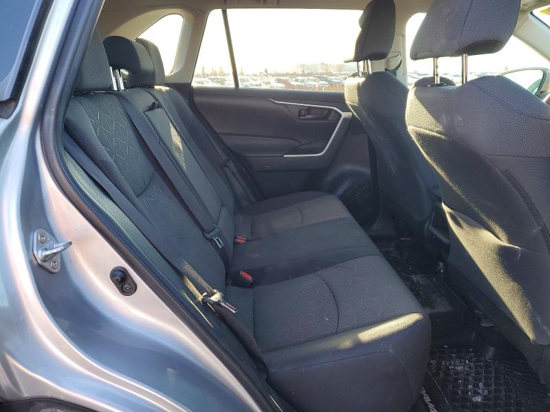 77090175 :رقم المزاد ، 2T3B1RFV4MC200492 vin ، 2021 Toyota Rav4 مزاد بيع
