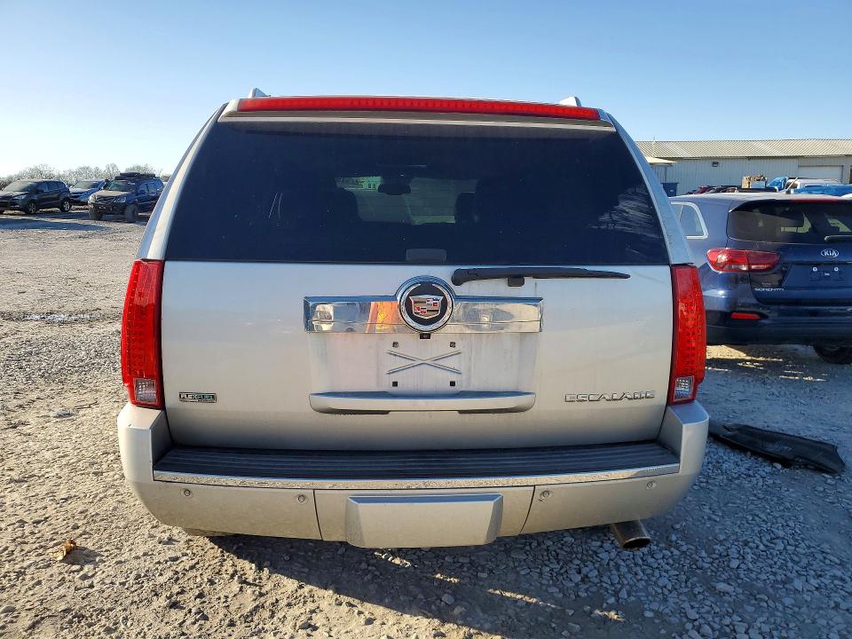 2011 Cadillac Escalade მანქანა იყიდება აუქციონზე, vin: 1GYS4CEF9BR389225, აუქციონის ნომერი: 75083435