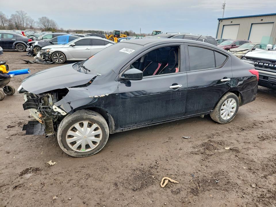 77384415 :رقم المزاد ، 3N1CN7AP8GL830826 vin ، 2016 Nissan Versa مزاد بيع