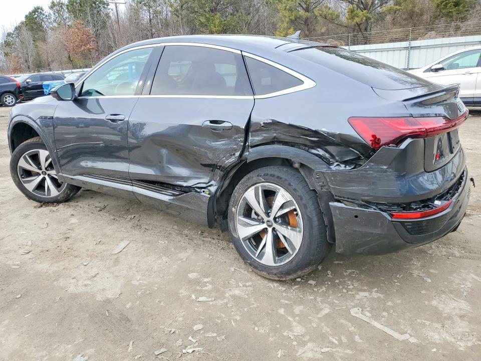 Aukcja sprzedaży 2024 Audi Q8 E-tron, vin: WA1CABGE3RB055738, numer aukcji: 77805565