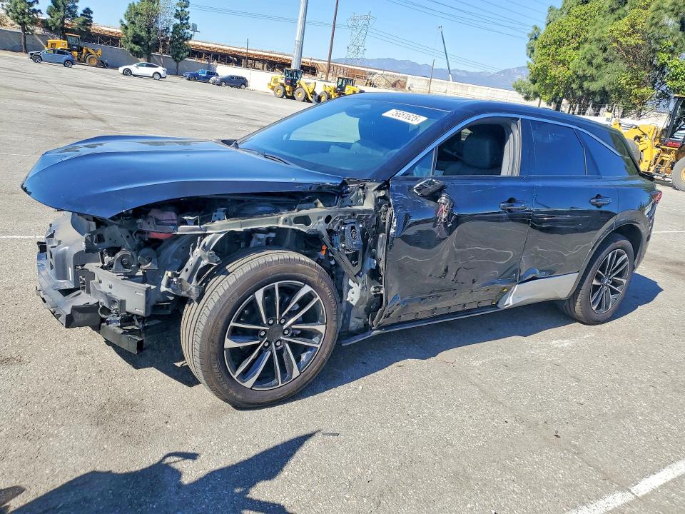 75651625 :رقم المزاد ، 4W5KHMRK1RZ504534 vin ، 2024 Acura Zdx مزاد بيع