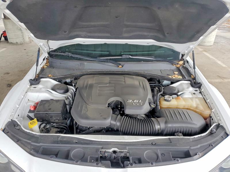 77223615 :رقم المزاد ، 2C3CCABG4KH601113 vin ، 2019 Chrysler 300 مزاد بيع