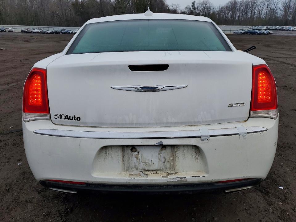 77570075 :رقم المزاد ، 2C3CCAEG3JH159385 vin ، 2018 Chrysler 300 مزاد بيع