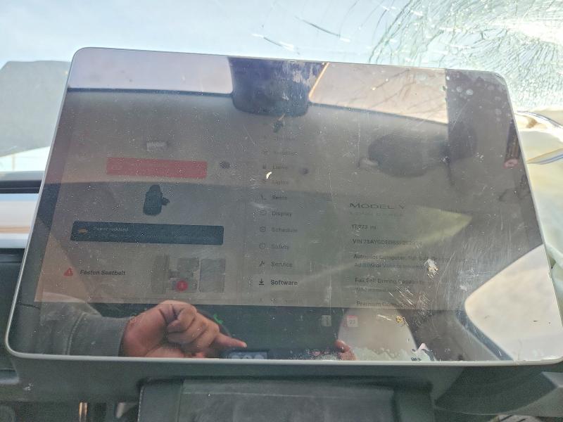 78293565 :رقم المزاد ، 7SAYGDED8SF262924 vin ، 2025 Tesla Model Y مزاد بيع