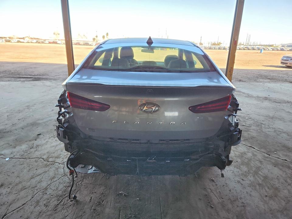 Продаж на аукціоні авто 2019 Hyundai Elantra, vin: 5NPD84LF1KH424357, номер лоту: 95763995